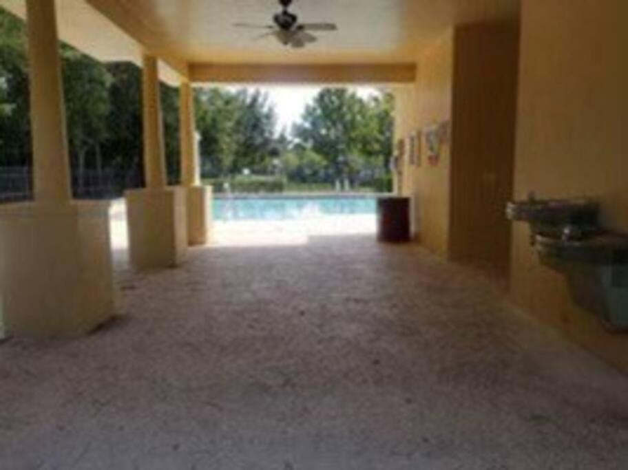Redone Private Guesthouse Suite With Community Pool Kissimmee Exterior photo